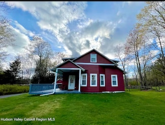 42 Schoonmaker Rd, Haines Falls, NY 12436