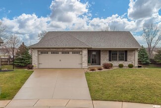 2648 E 56th Ct, Davenport, IA 52807