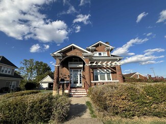 1407 W Broad St, Waynesboro, VA 22980