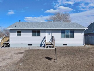 408 1st Ave NE, Mohall, ND 58761