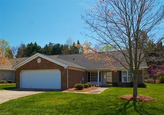 2930 Eagle Point Dr, High Point, NC 27265