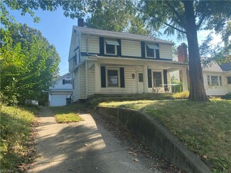 936 Ridge Rd NW, Canton, OH 44703