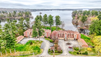 39 Turtle Run Rd Unit 8, Winthrop, ME 04364