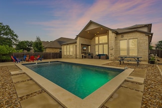 14108 Laurinburg Dr, Austin, TX 78717