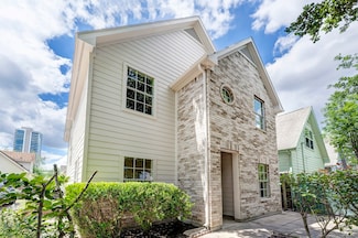 2802 Austin St, Houston, TX 77004