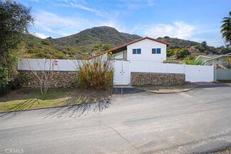18211 Sanders Dr, Lake Elsinore, CA 92530
