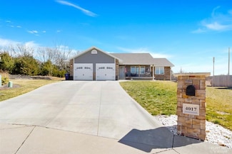 4017 Scenic Ct, Manhattan, KS 66503