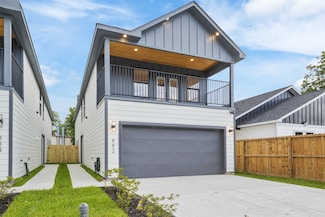 882 Prosper St, Houston, TX 77088