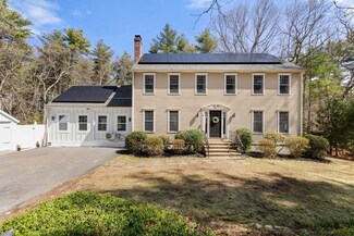 44 Proctor St, Hopkinton, MA 01748