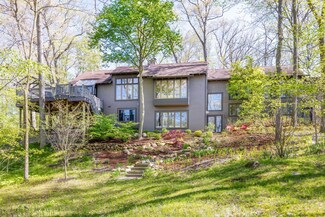 3665 Daleview Dr, Ann Arbor, MI 48105