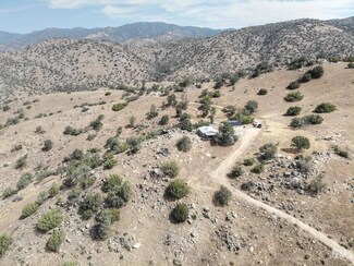 11261 Stockton Ct, Caliente, CA 93518