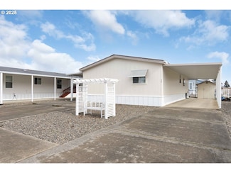 1000 E Central Ave Unit 35, Sutherlin, OR 97479