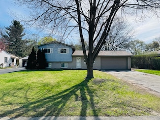 2308 Georgeland Dr, Waterford, MI 48329