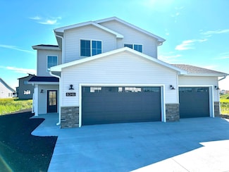 6248 86th Ave S, Horace, ND 58047