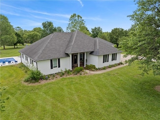 12596 E Oliver Pass, Nevada, MO 64772