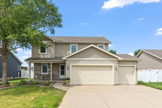 2003 Summerfield Ln, Bourbonnais, IL 60914