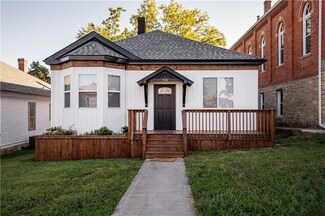 516 Park St, Atchison, KS 66002
