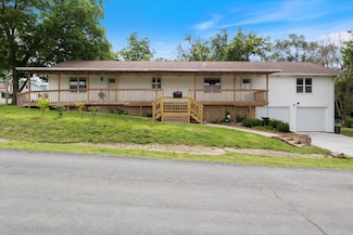714 Arcadia St, Warsaw, MO 65355