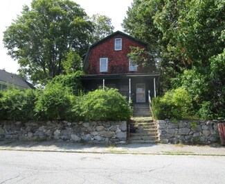 40 7th Ave, Lowell, MA 01854