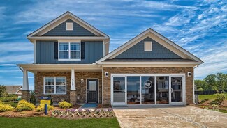 11 Ashelyn Park Dr, Fletcher, NC 28732