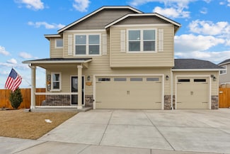 4199 SW 34th St, Redmond, OR 97756