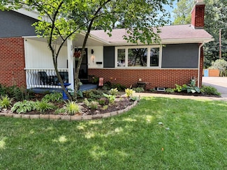 135 Serran Dr, Columbus, OH 43230