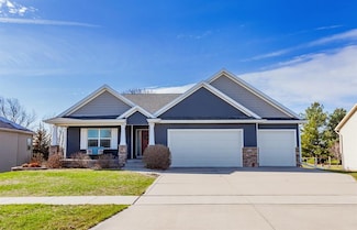 304 Centennial Dr, Huxley, IA 50124
