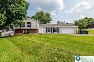 23 Devon Dr, Easton, PA 18045