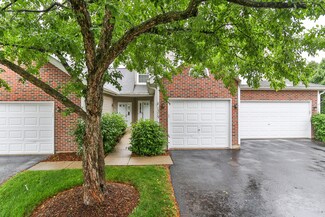 1379 Grandview Ct, Algonquin, IL 60102