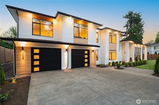 5539 116th Ave NE, Kirkland, WA 98033