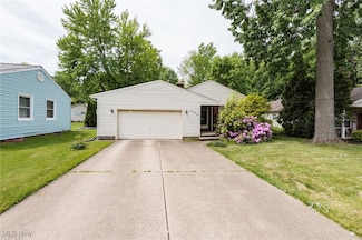 144 Charlotte St, Painesville, OH 44077