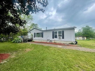 240 Grand St, Michigan Center, MI 49254