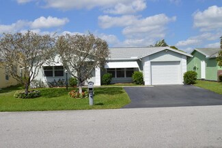 7241 Pine Forest Cir, Lake Worth, FL 33467