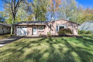 104 Whitehall Dr, Berea, OH 44017
