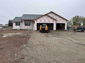 402 Kelton Cir, Shelley, ID 83274