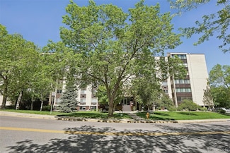 3465 S Poplar St Unit 305, Denver, CO 80224