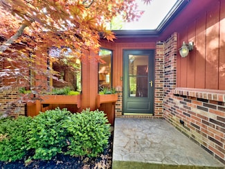 1912 Lovejoy Ln, Columbia, MO 65202