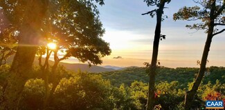 125 Valley View Ln, Roseland, VA 22967