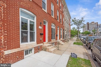 2328 Barclay St, Baltimore, MD 21218