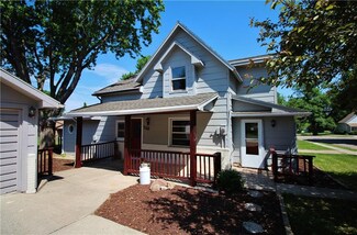 116 NW 3rd St, Panora, IA 50216