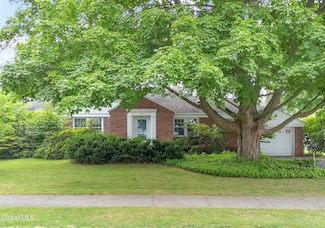 175 Colonial Ave, Albany, NY 12208