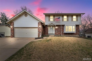 2915 Coram Dr, Saint Louis, MO 63129