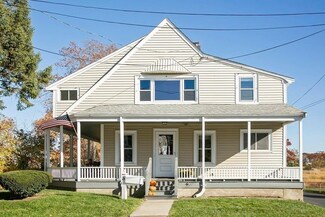 8 Gannett Rd, Quincy, MA 02169