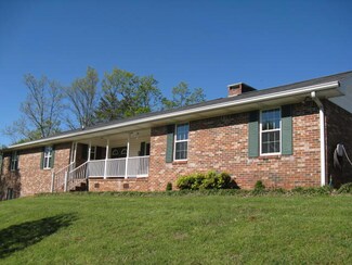 1653 Clearview Dr, Ringgold, GA 30736