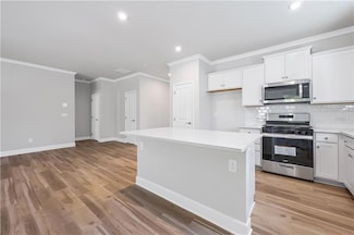470 Village Ln, Fairburn, GA 30213