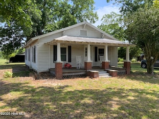 412 Corbett Hill Rd, Mount Olive, NC 28365