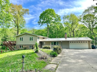1424 245th Ave, Galesburg, IL 61401