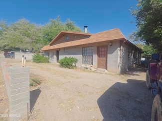 5463 E Roberts Dr, Globe, AZ 85501