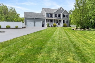 206 Bedford St, Middleboro, MA 02346