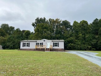 145 Rosie Dr, Four Oaks, NC 27524
